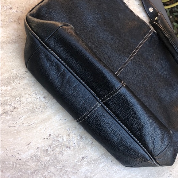 TIGNANELLO Black Pebble Leather Shoulder Bag - Picture 6 of 16